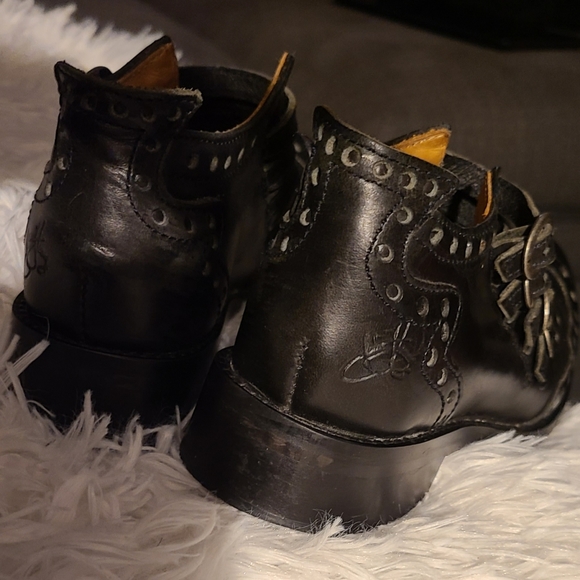 Fluevog - Alli - Mary Jane's size 6 black - Picture 4 of 10